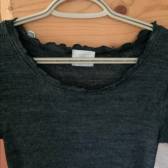 Tia (Anthropologie) ribbed lettuce hem top - Picture 4 of 7